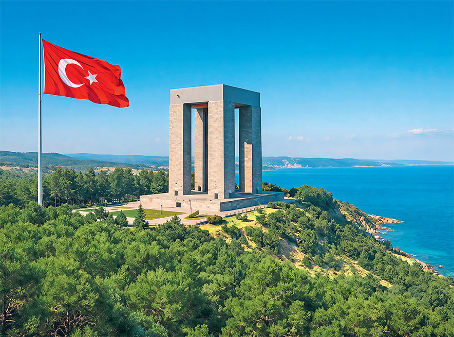 Türk Bayrağı / Çanakkale Şehitler Anıtı